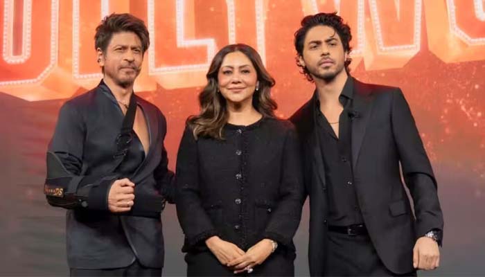 Aryan Khan wins Best Debut Director Award, credits Shah Rukh, Gauri Khan