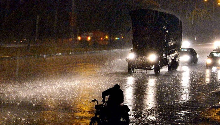 چمن شہر اور گردونواح میں تیز ہوا کے ساتھ بارش