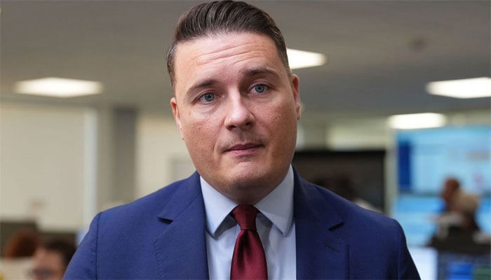 برطانیہ کے وزیرِ صحت ویس اسٹریٹنگ(فائل فوٹو)۔