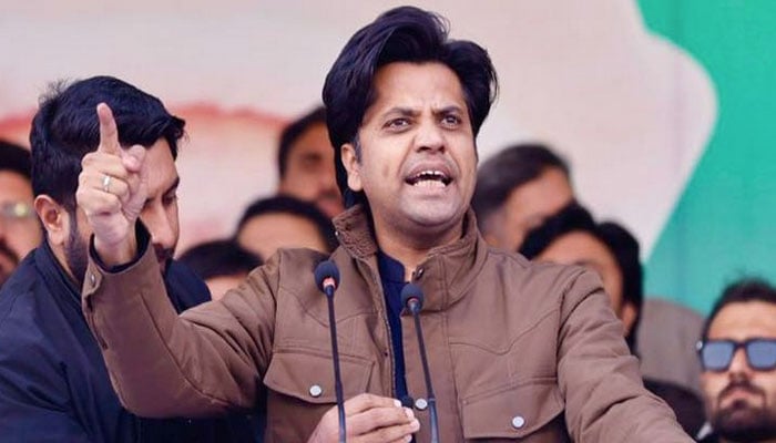 شفیع جان—فائل فوٹو