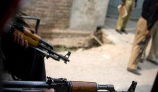 کرک: پولیس موبائل پر فائرنگ، 5 اہلکار شہید