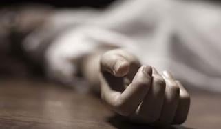 کراچی: موبائل پیکج نہ کروانے پر لڑکی کی خودکشی، تحقیقات جاری