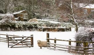 برطانیہ: کرسمس سے قبل  مختلف علاقوں میں شدید سردی کی لہر