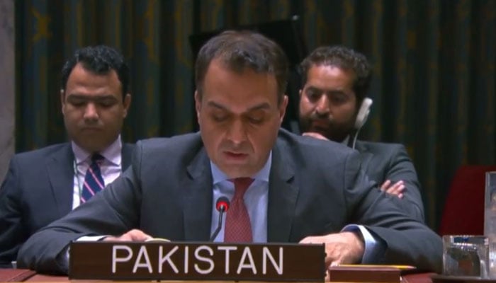 ایران کے جوہری پروگرام سے متعلق امور کا حل مکالمے سے ممکن ہے، پاکستان