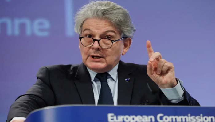 US sanctions ex-EU official, disinformation leaders over social media rules