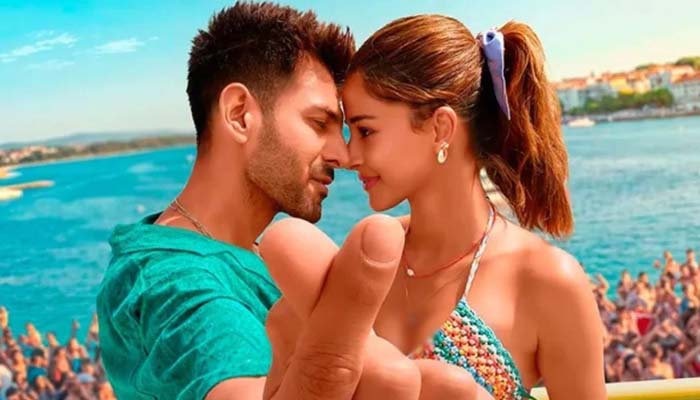 Kartik Aaryans Saajanji Ghar Aaye dance in ‘TMMTMTTM’ sparks backlash