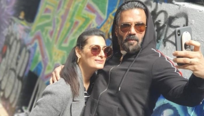 Suniel Shetty refers to wife mana with sweet title in romantic message