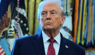 ایپسٹین فائلز: امریکی صدر ڈونلڈ ٹرمپ نے 1990ء میں ایپسٹین کے نجی جہاز پر آٹھ بار سفر کیا