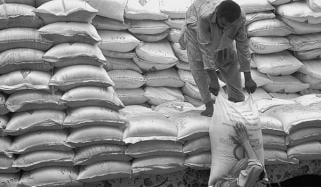 کراچی میں چینی کی ہول سیل قیمت 140 روپے کلو اور ریٹیل قیمت 143روپے کلو مقرر 