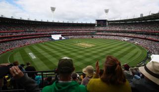 ایشیز سیریز: ایم سی جی میں شائقین کرکٹ کی آمد کا ریکاڈ بن گیا