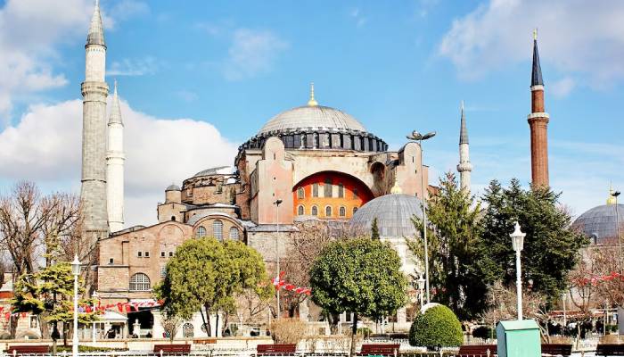 Which countries allow foreigners to gain citizenship easily? Find out