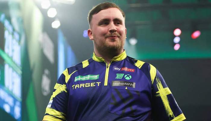 Luke Littler takes dig at Stephen Bunting after World Darts Championship