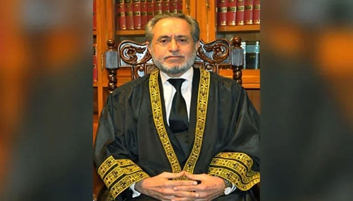 جسٹس جمال مندوخیل—فائل فوٹو