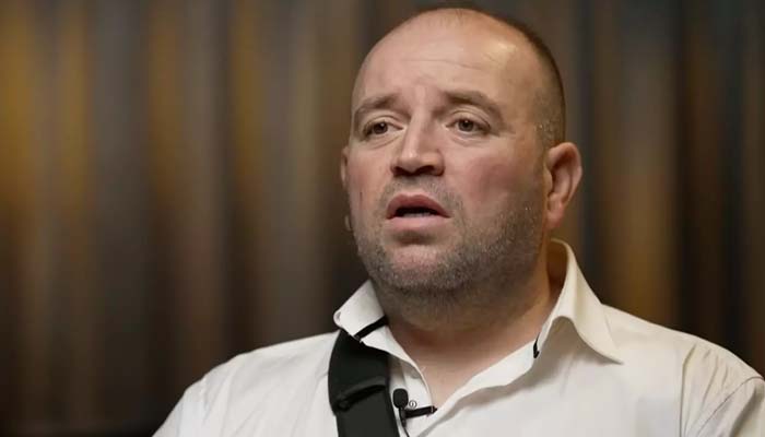 Bondi Beach hero Ahmed recalls stopping attacker in first interview