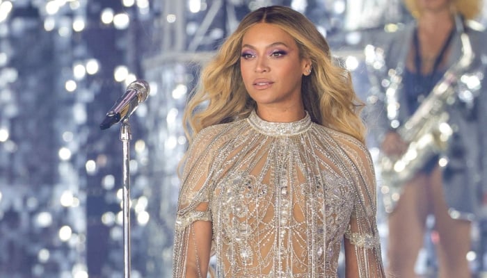 Beyoncé named billionaire by Forbes after blockbuster year