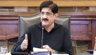 وزیراعلیٰ سندھ نے بینائی سے محروم قلی کی ویڈیو کا نوٹس لے لیا، بیٹے کو ملازمت دے دی گئی 