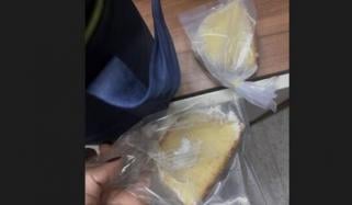 شوہر اور بیوی نے لاعلمی میں ایک دوسرے کیلئے یکساں کیک خرید لیا