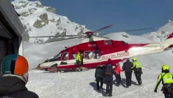 اٹلی: کیبل کار حادثے میں 4 افراد زخمی