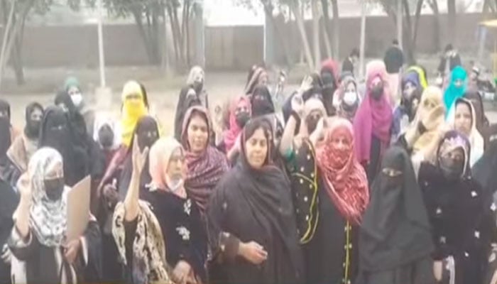 فوٹو: اسکرین گریب