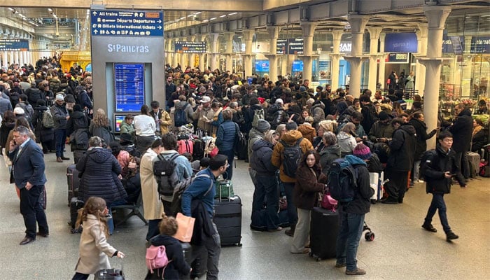 برطانیہ اور فرانس کے درمیان یورو اسٹار اور لی شٹل کی سروس بحال