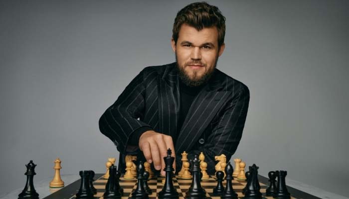 Magnus Carlsen dominates World Blitz Championships, clinches 20th world title