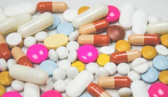 سماعت کو نقصان پہنچانے والی 5 عام ادویات