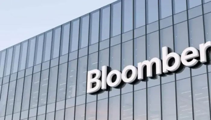 بلومبرگ کی پاکستان میں مہنگائی میں نمایاں بہتری، پالیسی استحکام کی تصدیق