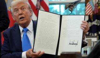 امریکی پابندی کے جواب میں مالی اور برکینا فاسو نے امریکی شہریوں پر پابندی عائد کر دی