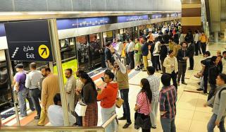 دبئی میں نئے سال پر عوامی ٹرانسپورٹ استعمال کا نیا ریکارڈ، 28 لاکھ مسافروں نے سفر کیا