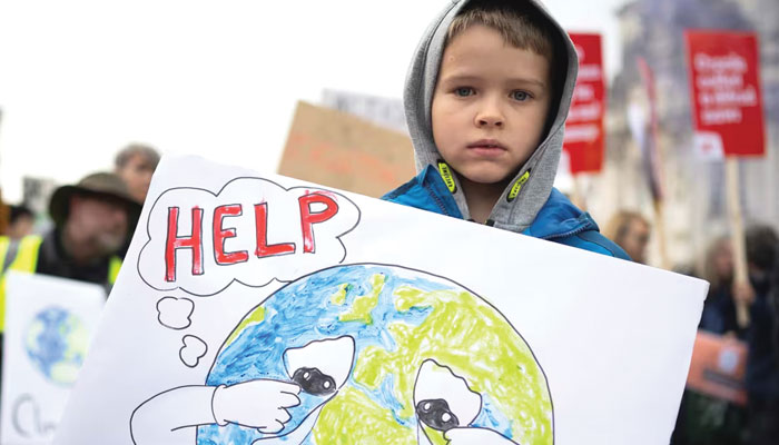 چاند سورج سیاہ رنگ ہوئے