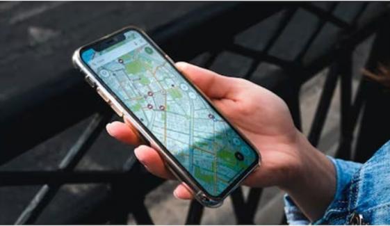 بیماری کی چھٹی لینے پر منیجر نے ملازم سے لائیو لوکیشن مانگ لی 