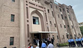 9 مئی ڈیجیٹل دہشتگردی کیس: عادل راجہ، حیدر مہدی، وجاہت سعید، صابر شاکر، معید پیرزادہ کو عمر قید کی سزا