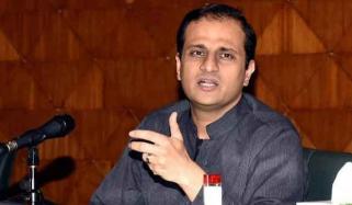 مسئلہ مین ہول پر ڈھکن لگانا نہیں، ان کی رکھوالی کرنا ہے، میئر کراچی