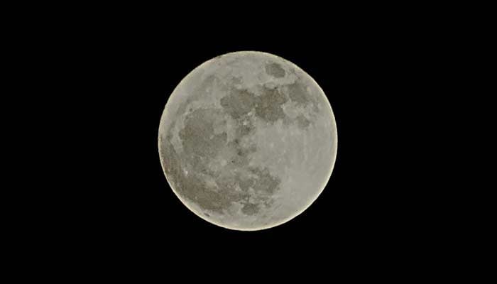 سالِ نو کے پہلے سُپر مون کا آغاز