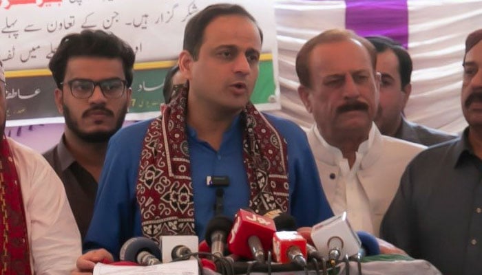 مجھے وزیراعظم پیسے نہیں دے رہے ہیں، میئر کراچی مرتضیٰ وہاب