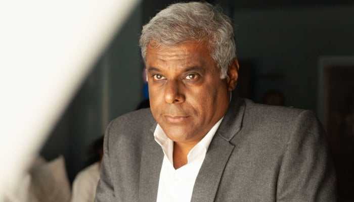 Veteran actor Ashish Vidyarthi breaks silence after late-night road accident