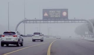 یو اے ای میں شدید دھند، حد نگاہ انتہائی کم، ریڈ اور یلو الرٹ جاری