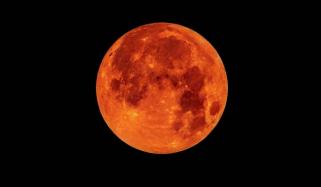 سالِ نو کے پہلے سُپر مون کا آغاز