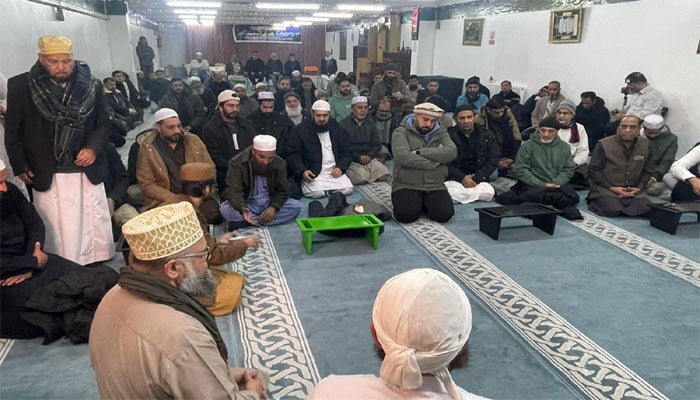 برسلز میں معراج النبیﷺ کانفرنس کا انعقاد، لوگوں کی بڑی تعداد شریک