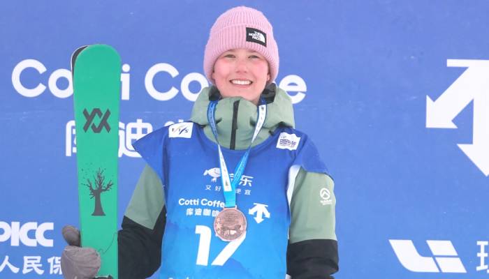 Indra Brown makes history with record-breaking freeski halfpipe victory