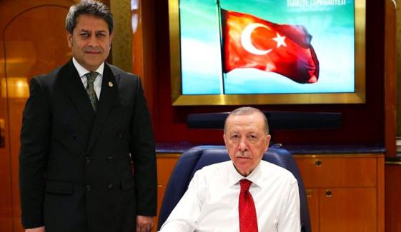 علی شاہین انقرہ کی کثیرالجہتی سفارتکاری کا چہرہ 