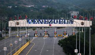 امریکی حملے کا نشانہ بننے والا وینز ویلا رقبے کے اعتبار سے دنیا کا 32 واں بڑا ملک ہے