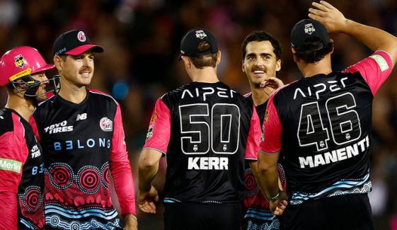 بیگ بیش لیگ: سڈنی سکسرز نے برسبین ہیٹ کو 3 وکٹ سے ہرا دیا