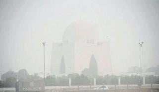 کراچی کی فضا انسانی صحت کے لیے مضر قرار