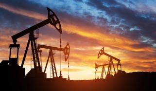  وینزویلا کے سیاسی بحران کے بعد تیل کی قیمتیں گر گئیں