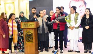 فنکاروں میں رائلٹی چیک تقسیم اور محفلِ موسیقی کی تقریب کا اہتمام