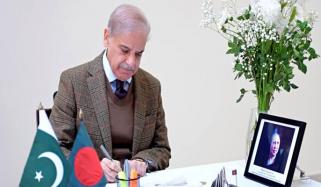 وزیراعظم شہباز شریف کی بنگلادیشی ہائی کمیشن آمد، بیگم خالدہ ضیاء کے انتقال پر تعزیت