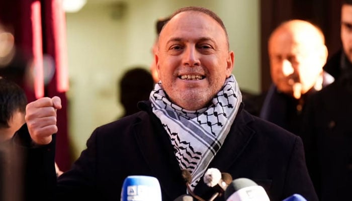 برطانیہ میں فلسطین کے سفیر حسام زملوط۔فوٹو: فائل