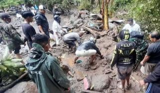 انڈونیشیا، سولاویسی میں سیلابی ریلے میں بہہ کر 14 افراد ہلاک