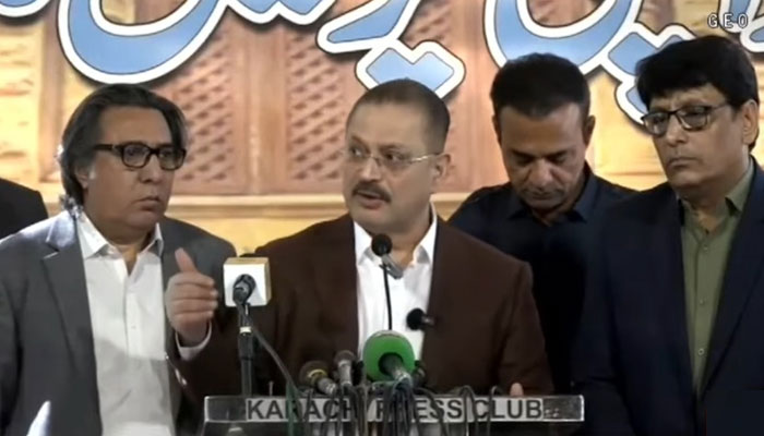 فوٹو: اسکرین گریب